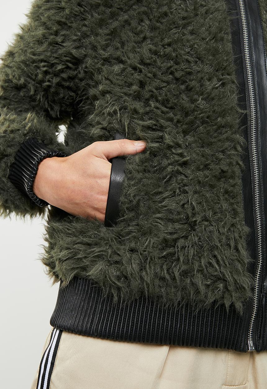 Vero Moda - Ibi jayla short faux fur jacket - khaki