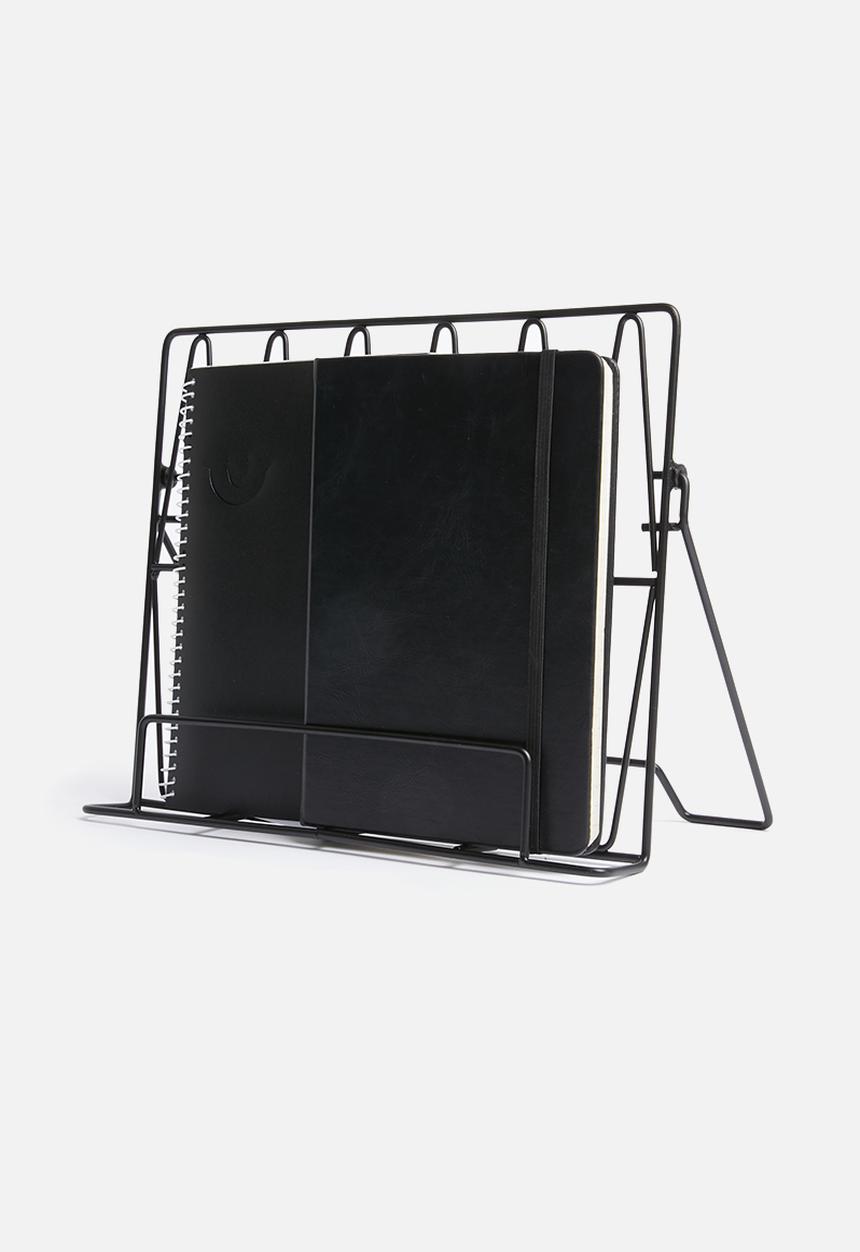 Present Time - Diamond cut menu stand - iron matte black