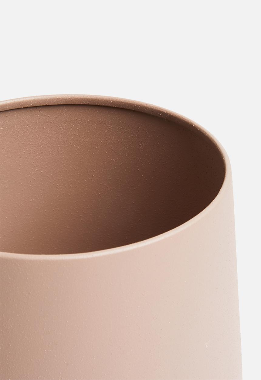 Present Time - Nimble vase - kink blush pink