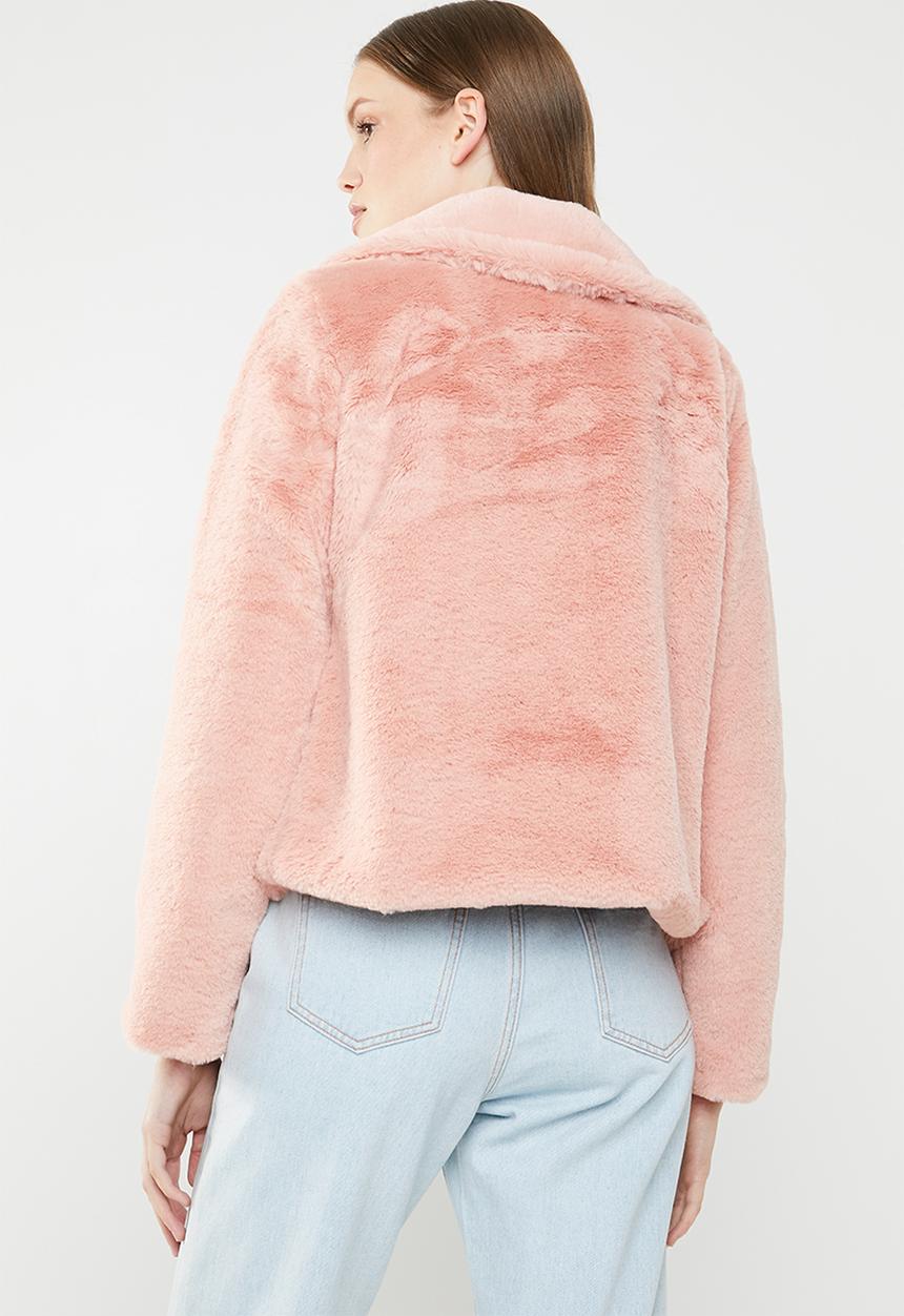 Revenge - Faux fur cropped jacket - pink