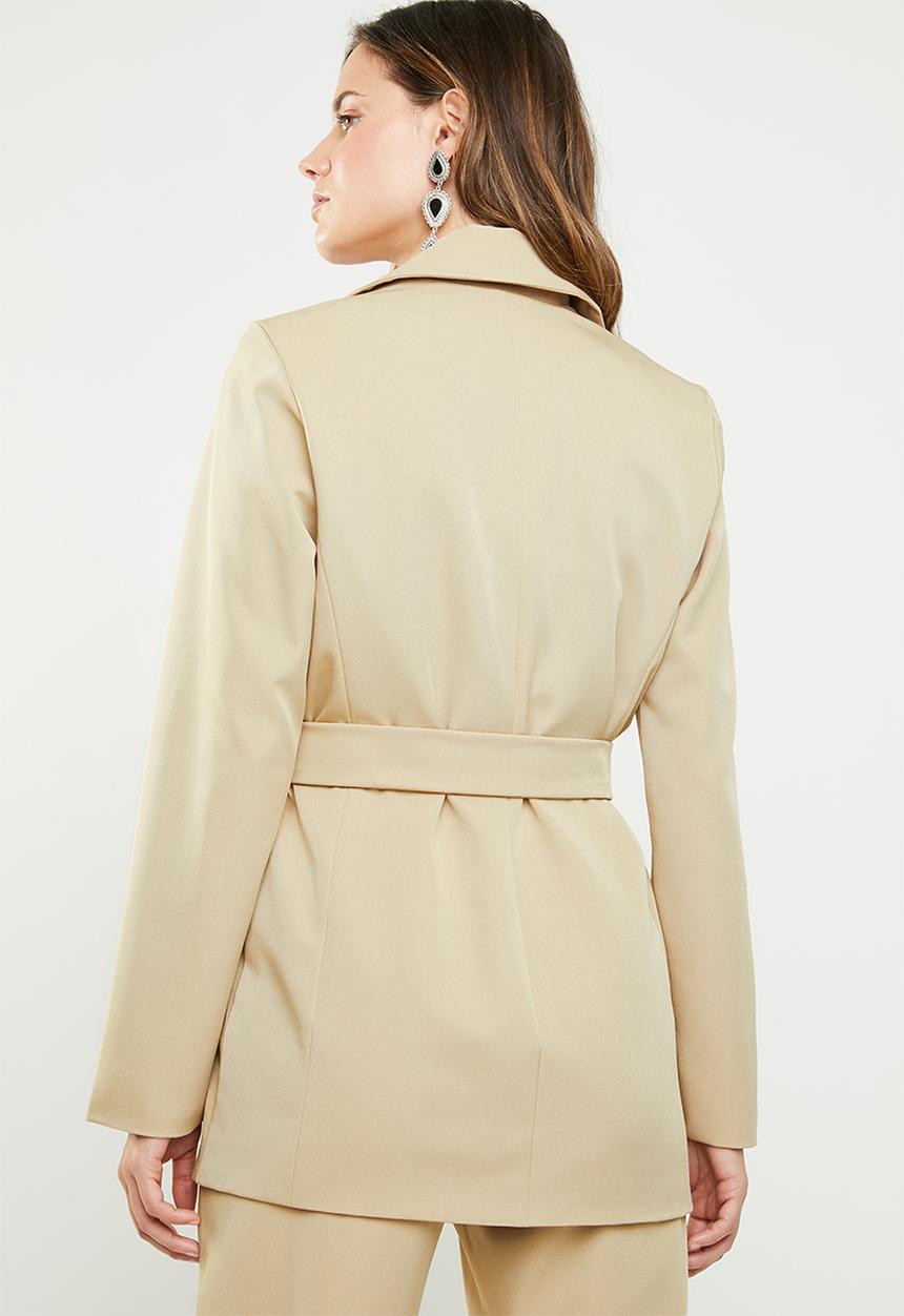 STYLE REPUBLIC - Structured belted blazer - neutral