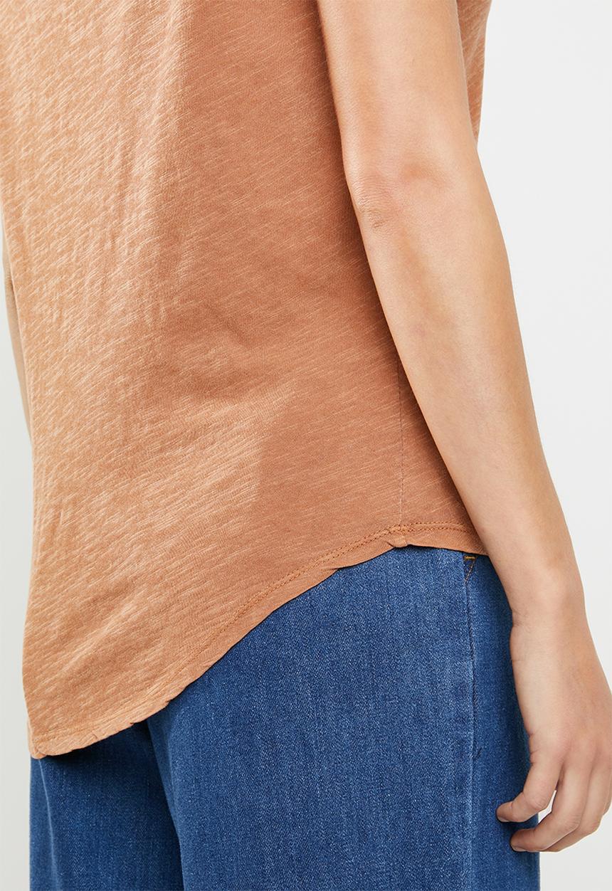 Cotton On - The deep v tee - rust