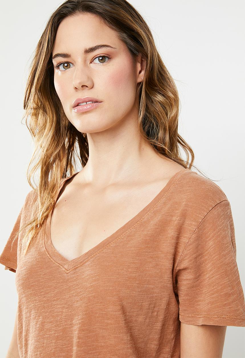 Cotton On - The deep v tee - rust