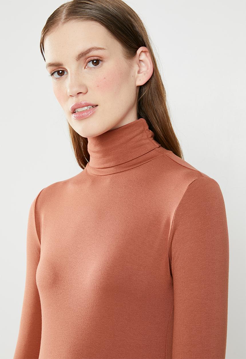 Superbalist - Poloneck bodycon - rust