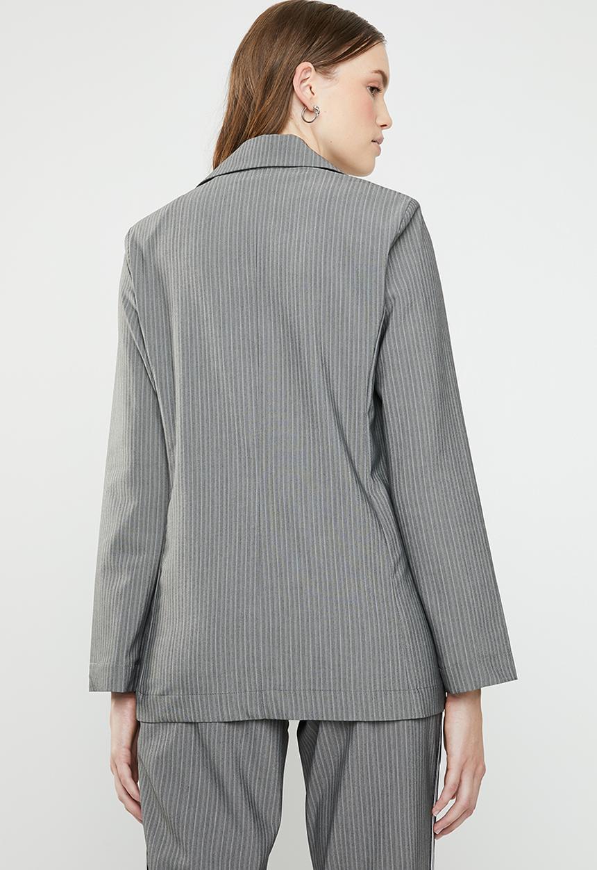 STYLE REPUBLIC - Longer length double breasted blazer - grey