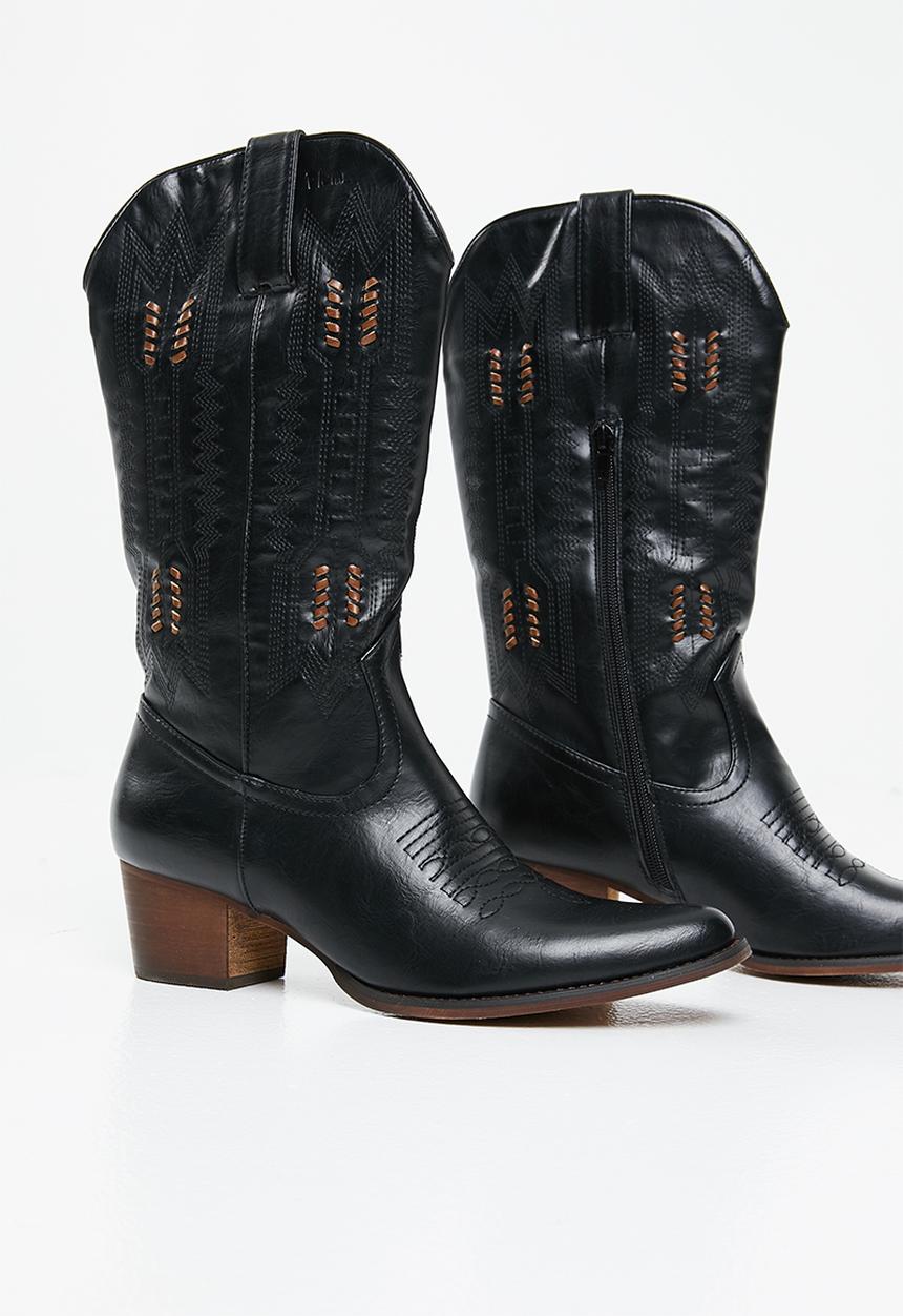 Plum - Rustic calf-length boot - black