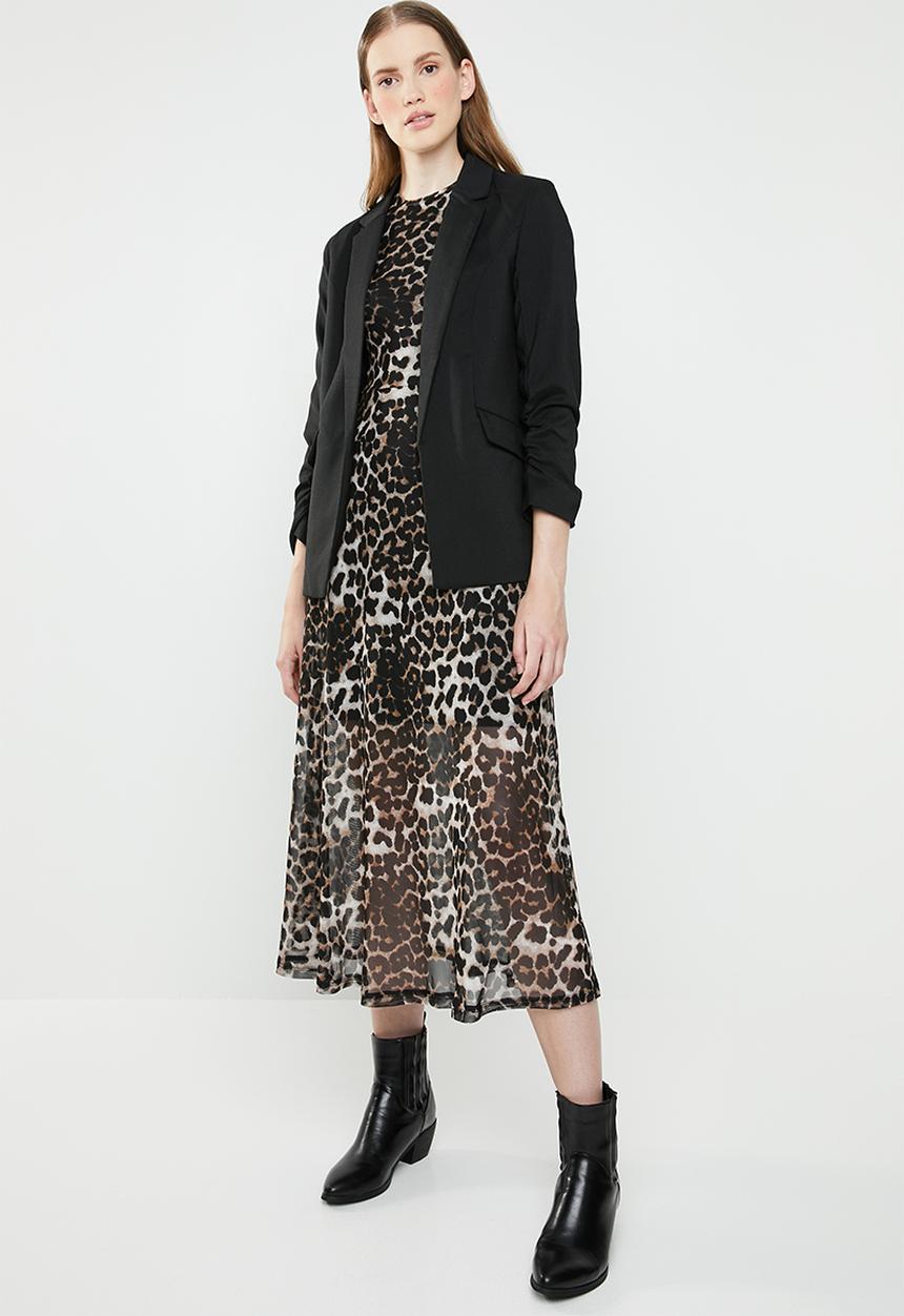 ONLY - Zoey ruched sleeve blazer - black