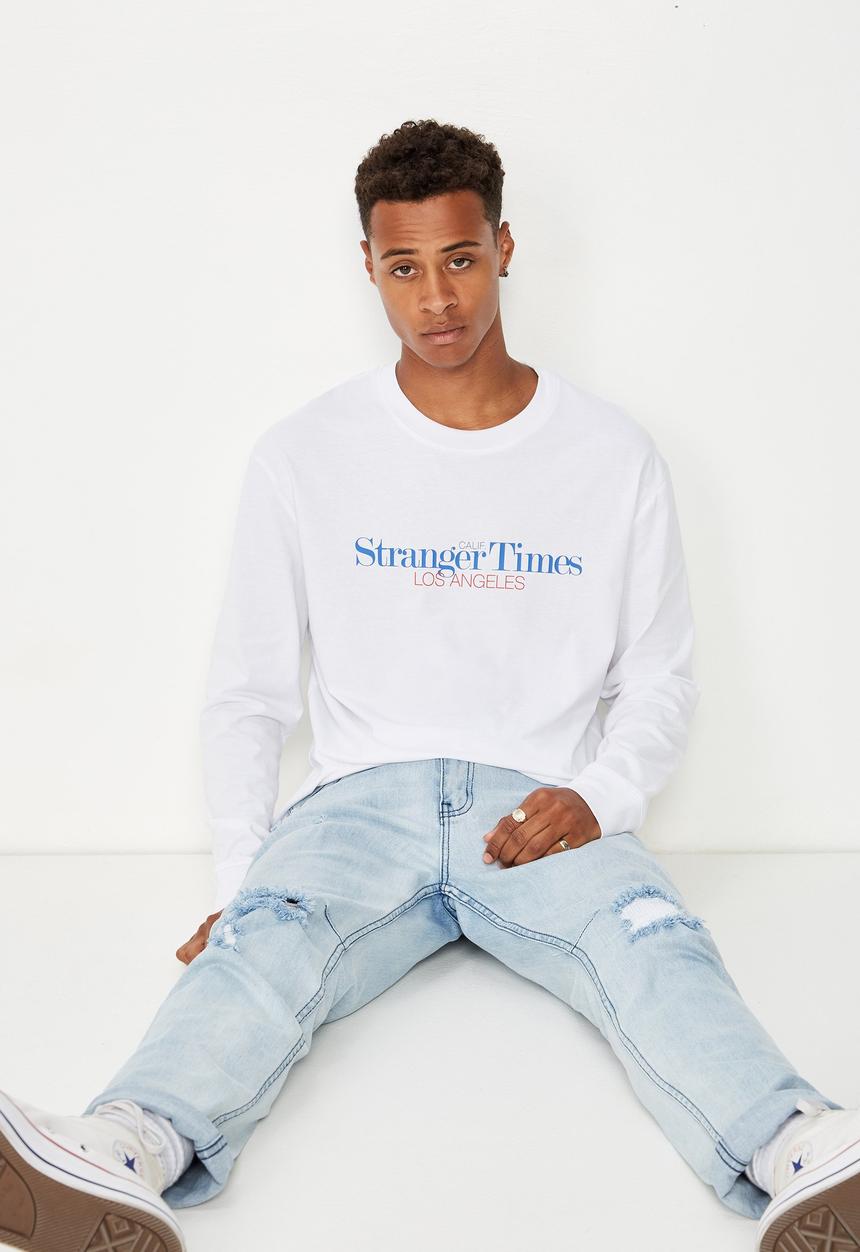 Cotton On - Stranger times Tbar long sleeve tee - white