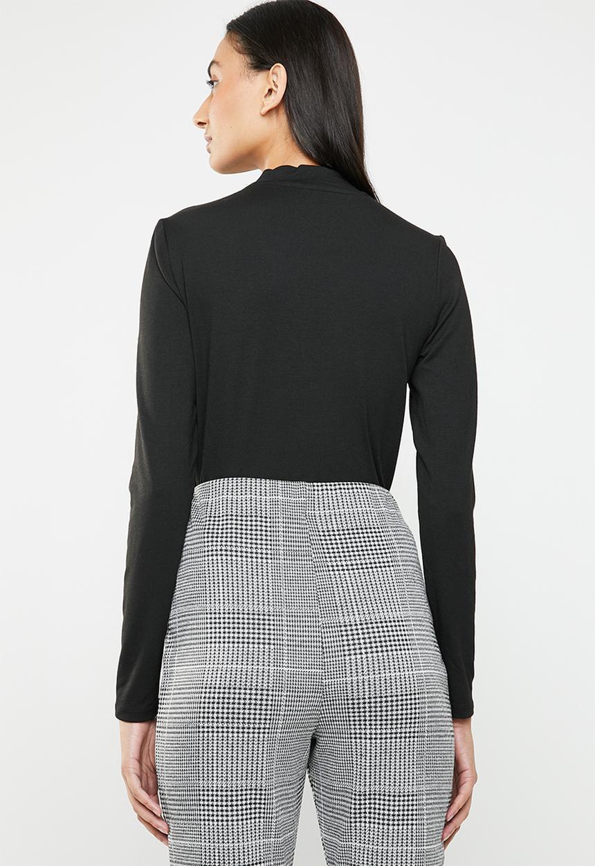 ONLY - Mojo long sleeve ruffle tie blouse - black