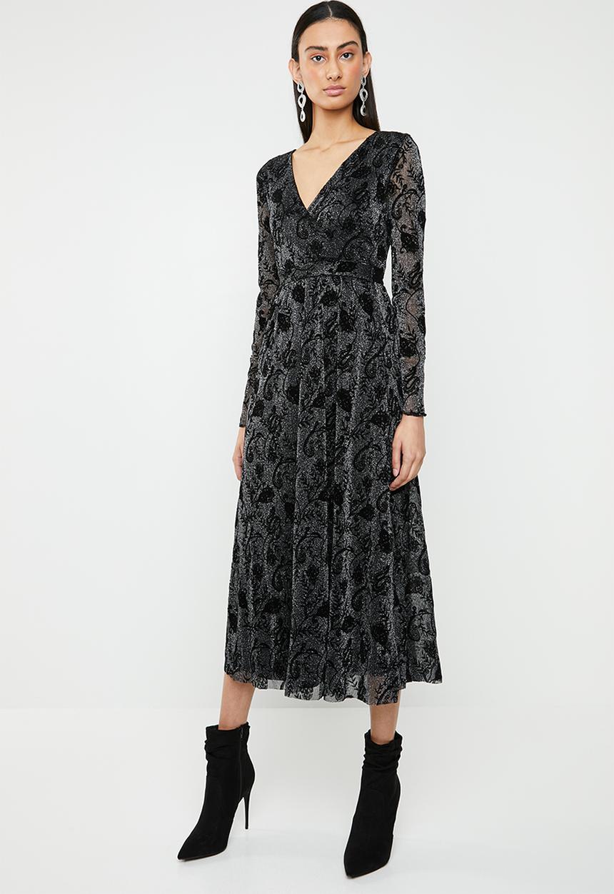 ONLY - Tayla long sleeve lace maxi dress - black