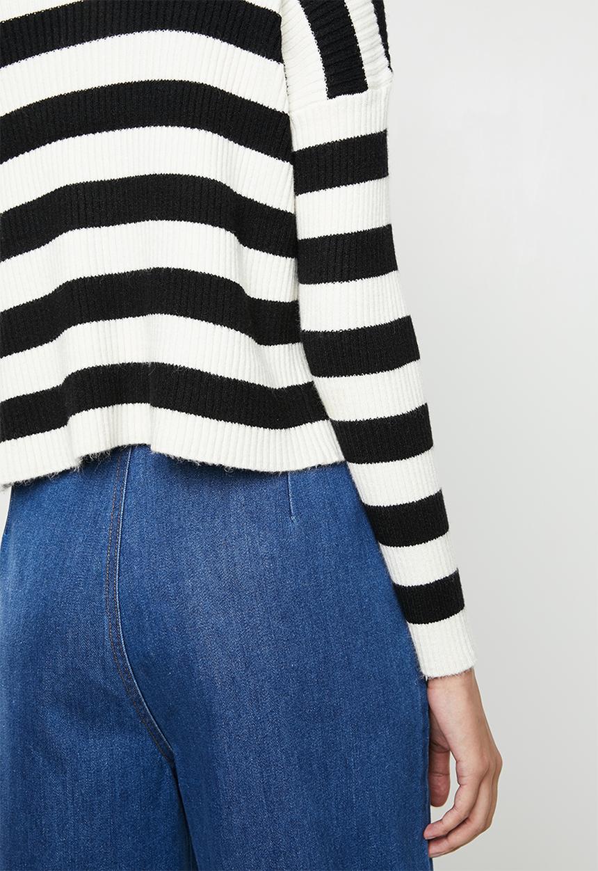 ONLY - Gwen long sleeve pullover knit - black & neutral