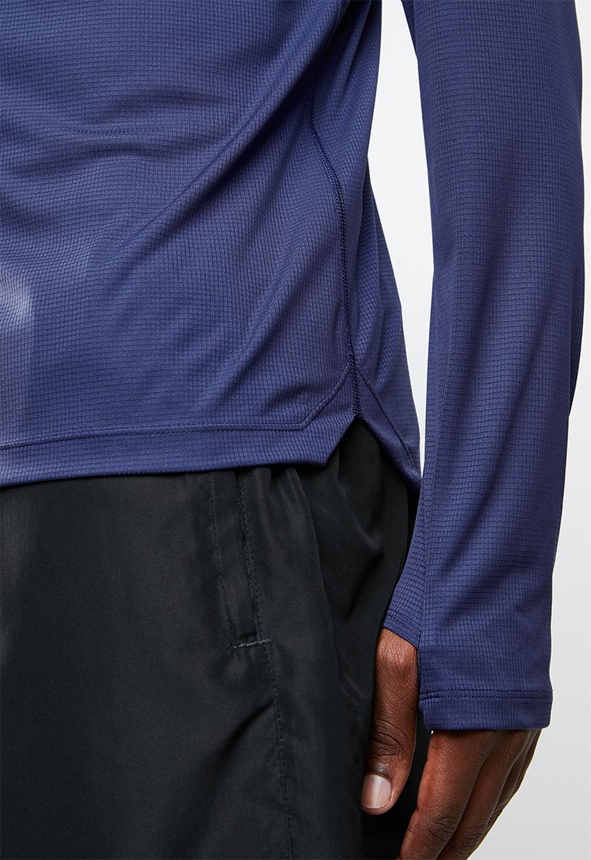 ASICS - Silver long sleeve 1/4 zip top - navy