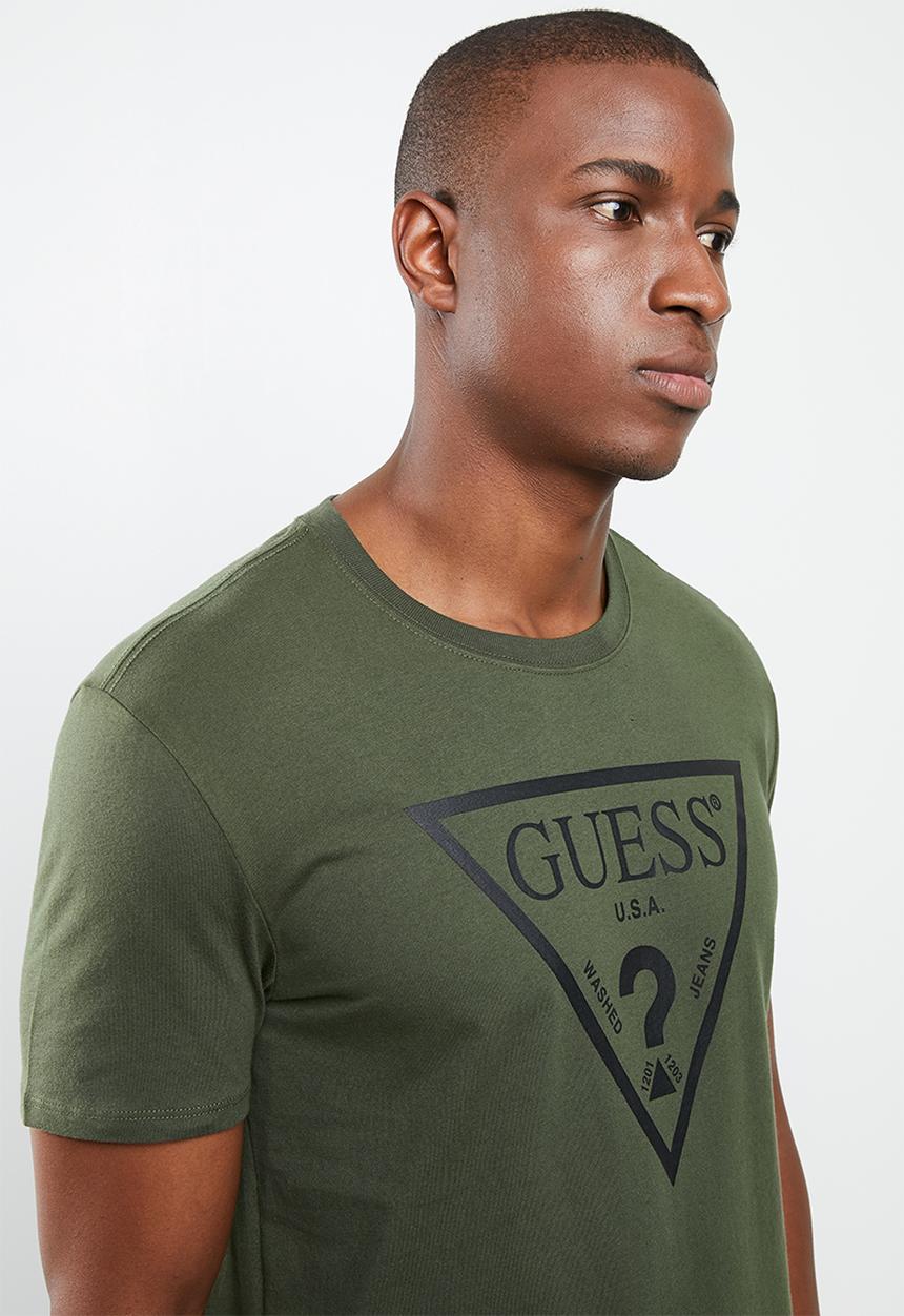 GUESS - Short sleeve core triangle tee - green