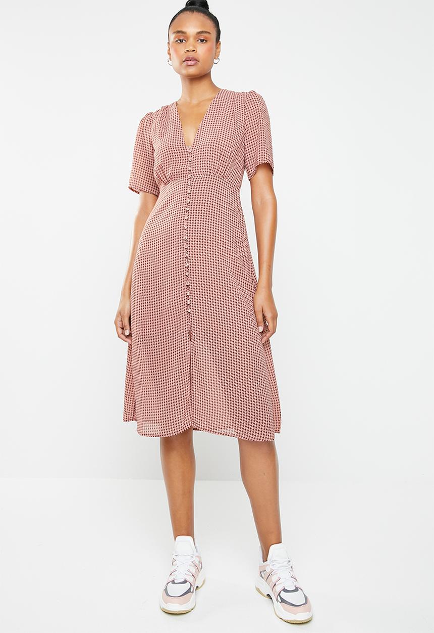 Missguided - Chiffon houndstooth button down midi dress - pink