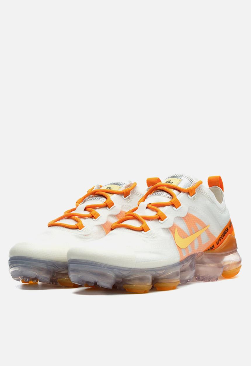 Nike - Nike w Air Vapormax 2019 - Summit white / Topaz gold - orange