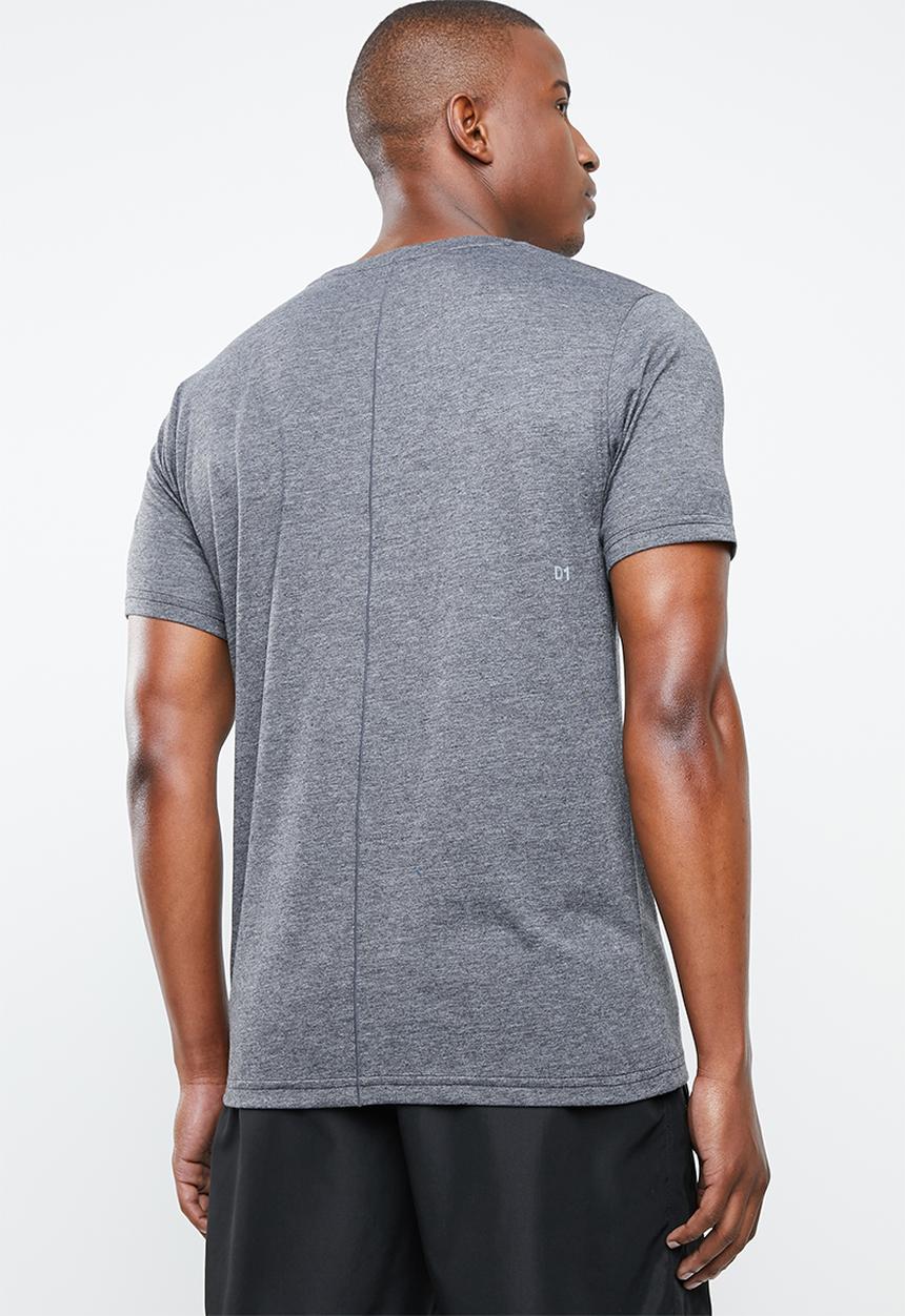ASICS - Essential gxp top - grey