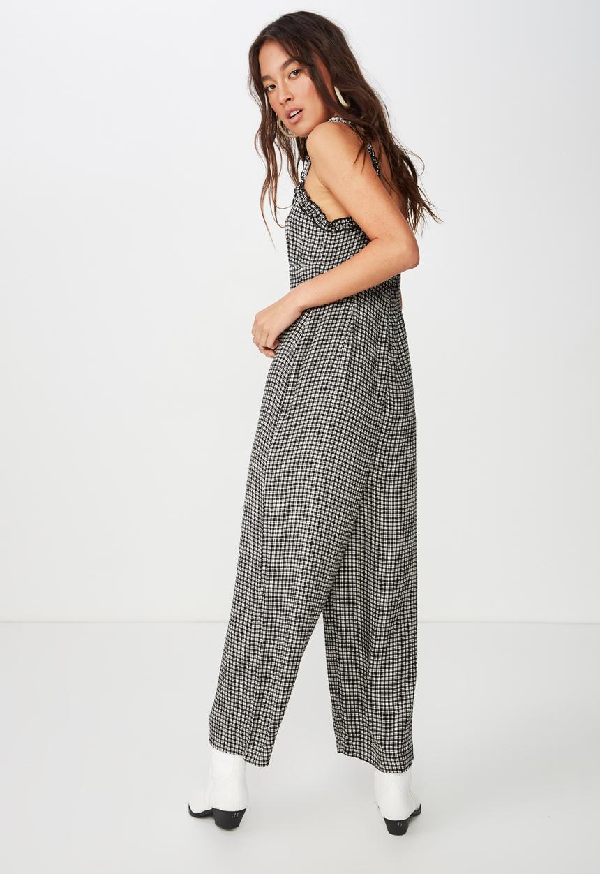 Cotton On - Woven tash strappy jumpsuit - black