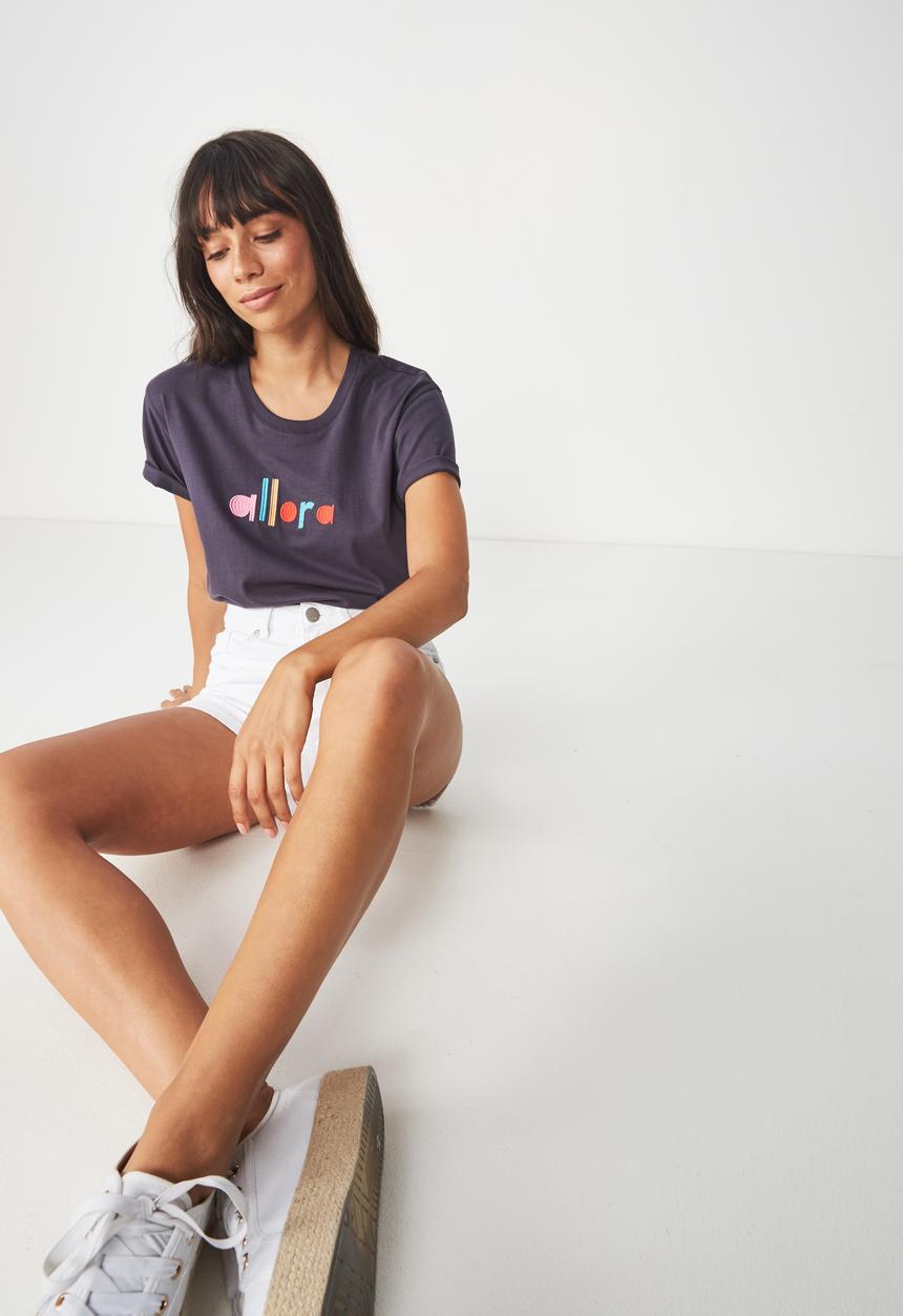 Cotton On - Classic slogan allora tee - purple 
