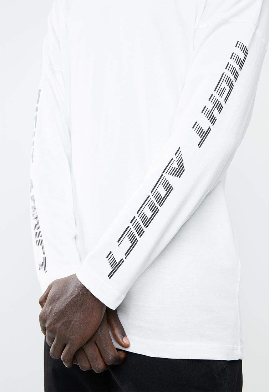 Night Addict - Freg tee - white