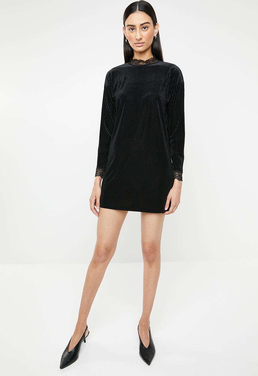 ONLY - Keshia long sleeve pleated dress - black