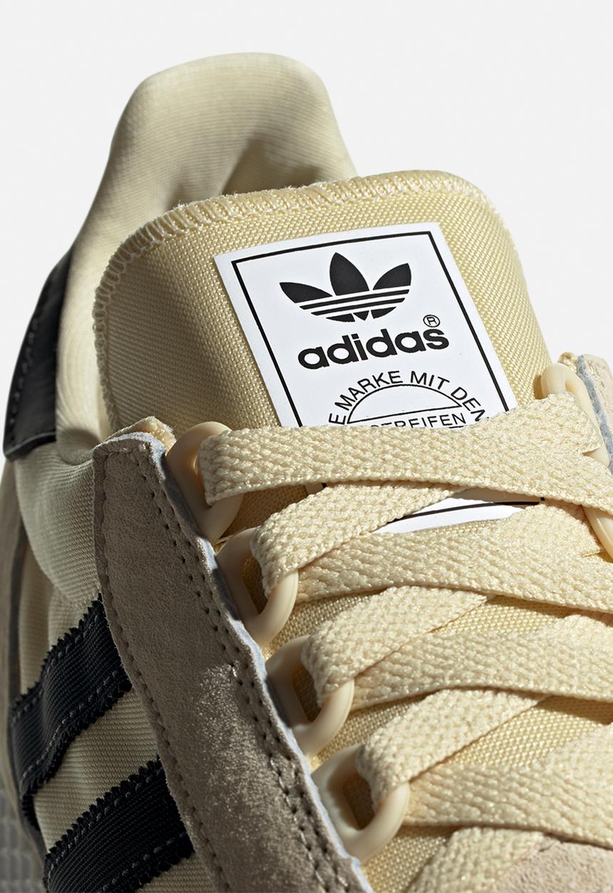 adidas Originals - Forest Grove - easy yellow/core black/ftwr white