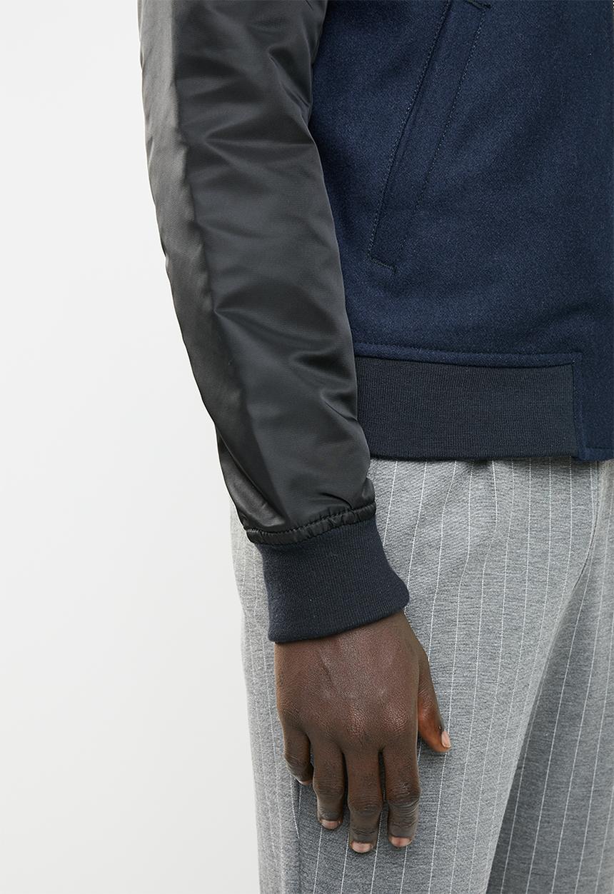STYLE REPUBLIC - Melton body bomber jacket - navy & black