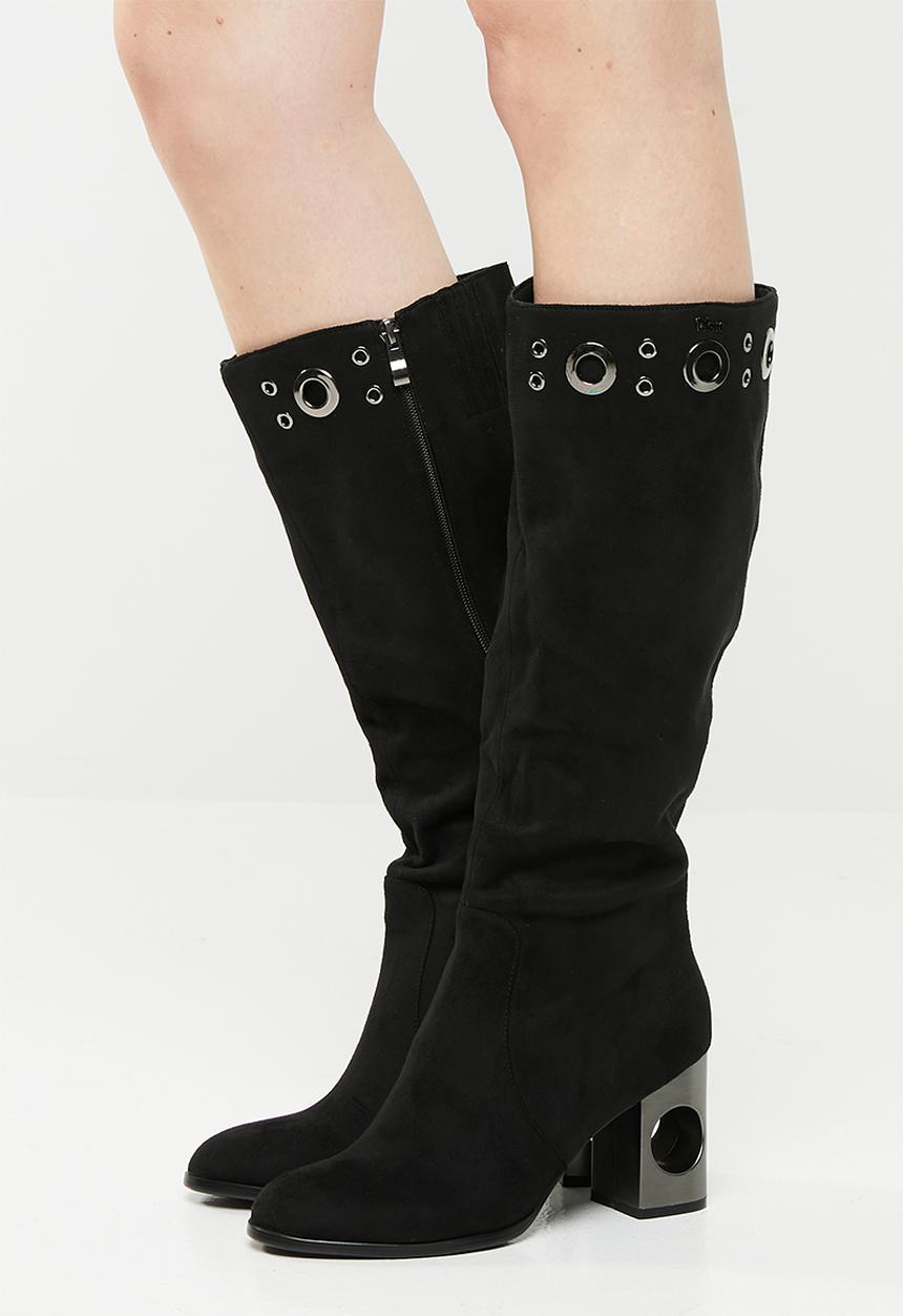 Plum - Studded boot - black