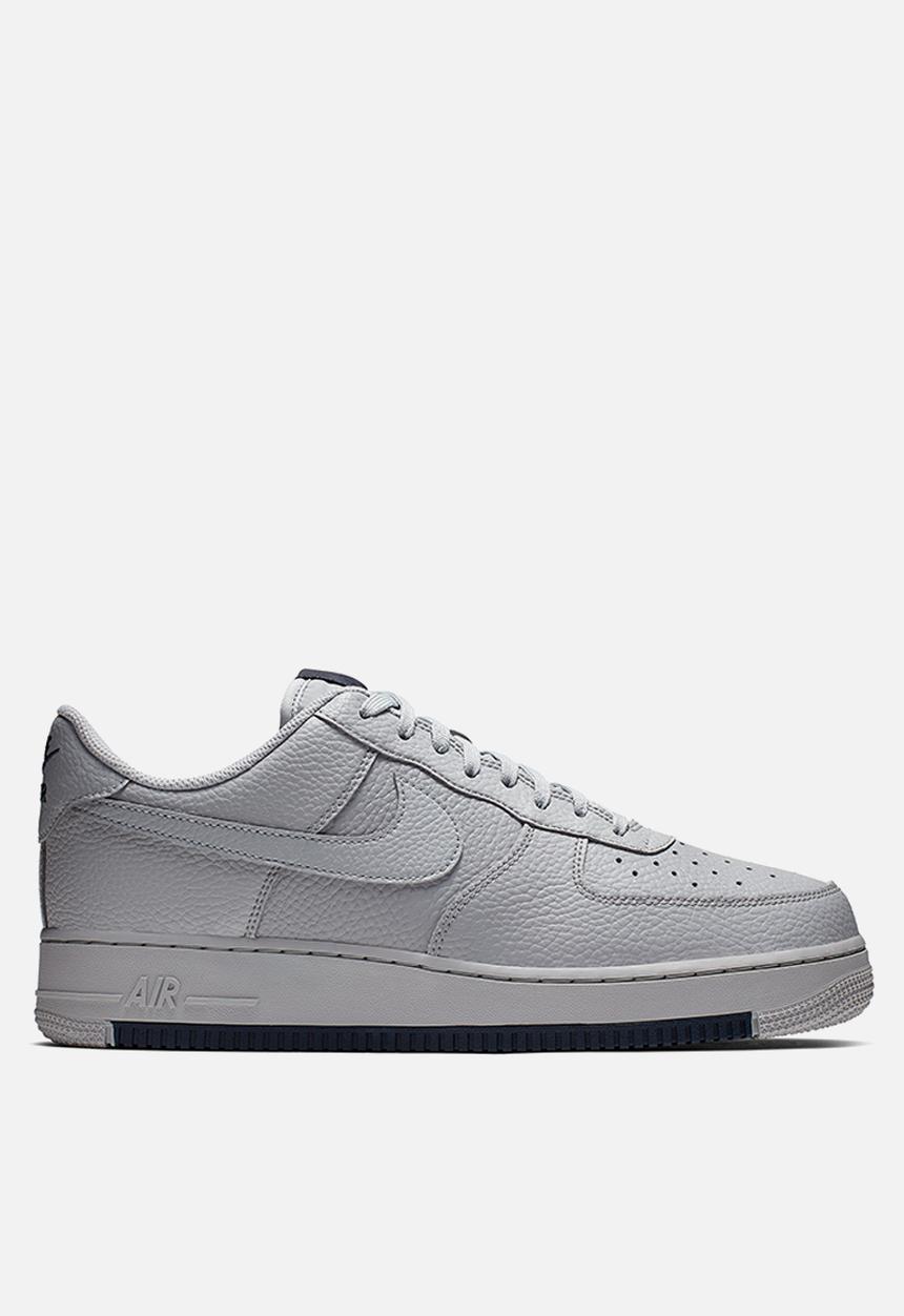 Nike - Nike Air Force 1 '07 1 - wolf grey / obsidian / wolf grey