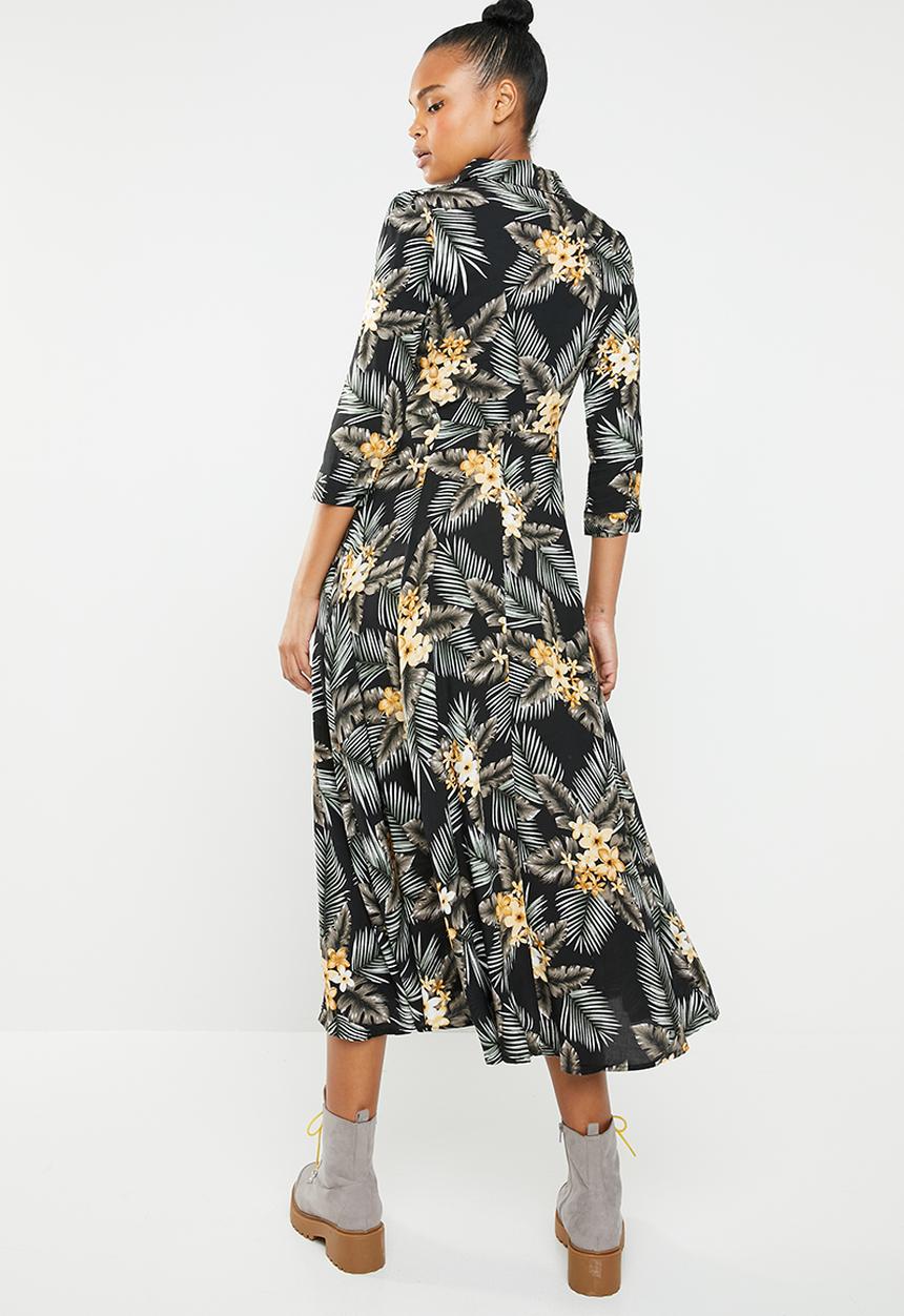 Revenge - 3/4 sleeve flared maxi shirt dress - multi
