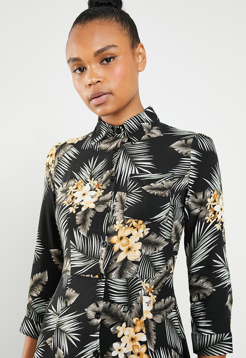 Revenge - 3/4 sleeve flared maxi shirt dress - multi