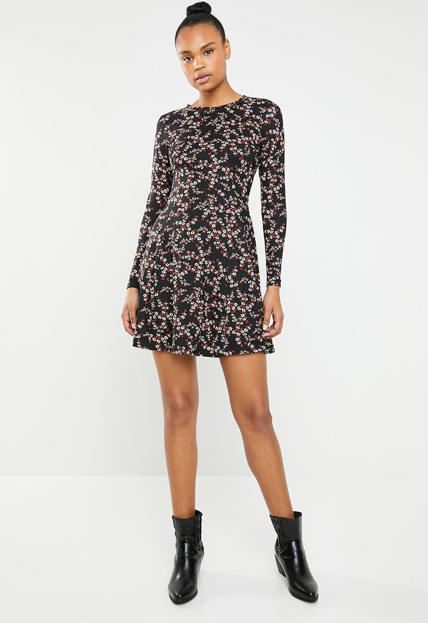 New Look - Long sleeve fit and flare dress - multi