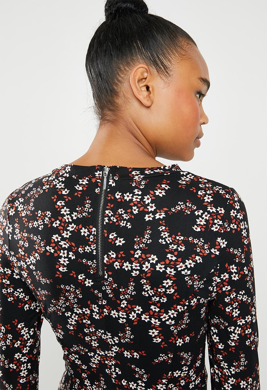 New Look - Long sleeve fit and flare dress - multi