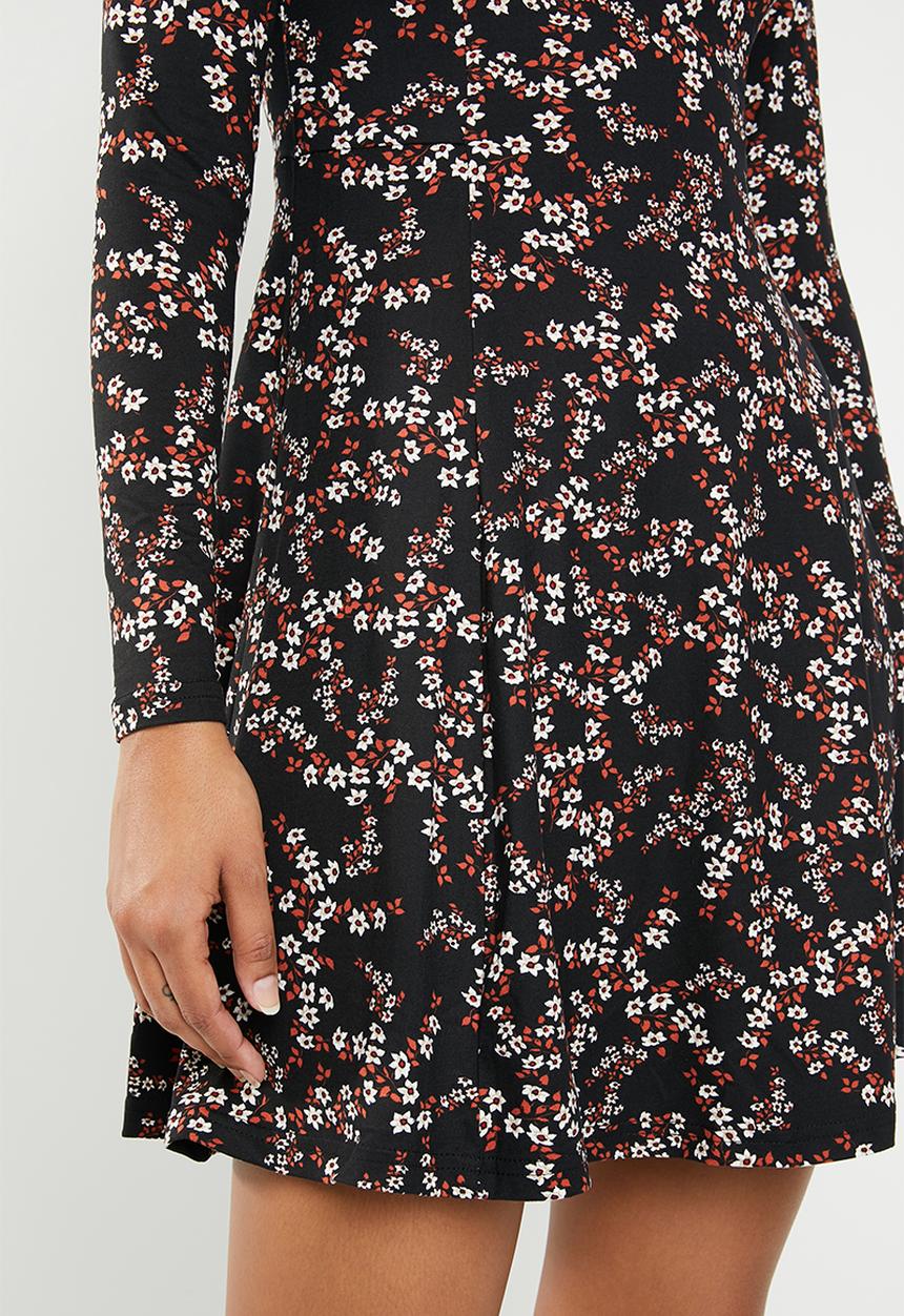 New Look - Long sleeve fit and flare dress - multi