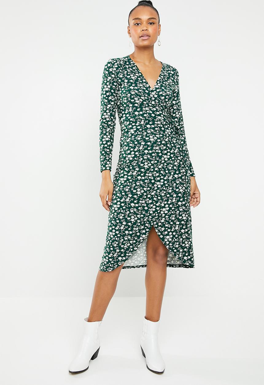 New Look - V neck long sleeve ditsy wrap dress - green