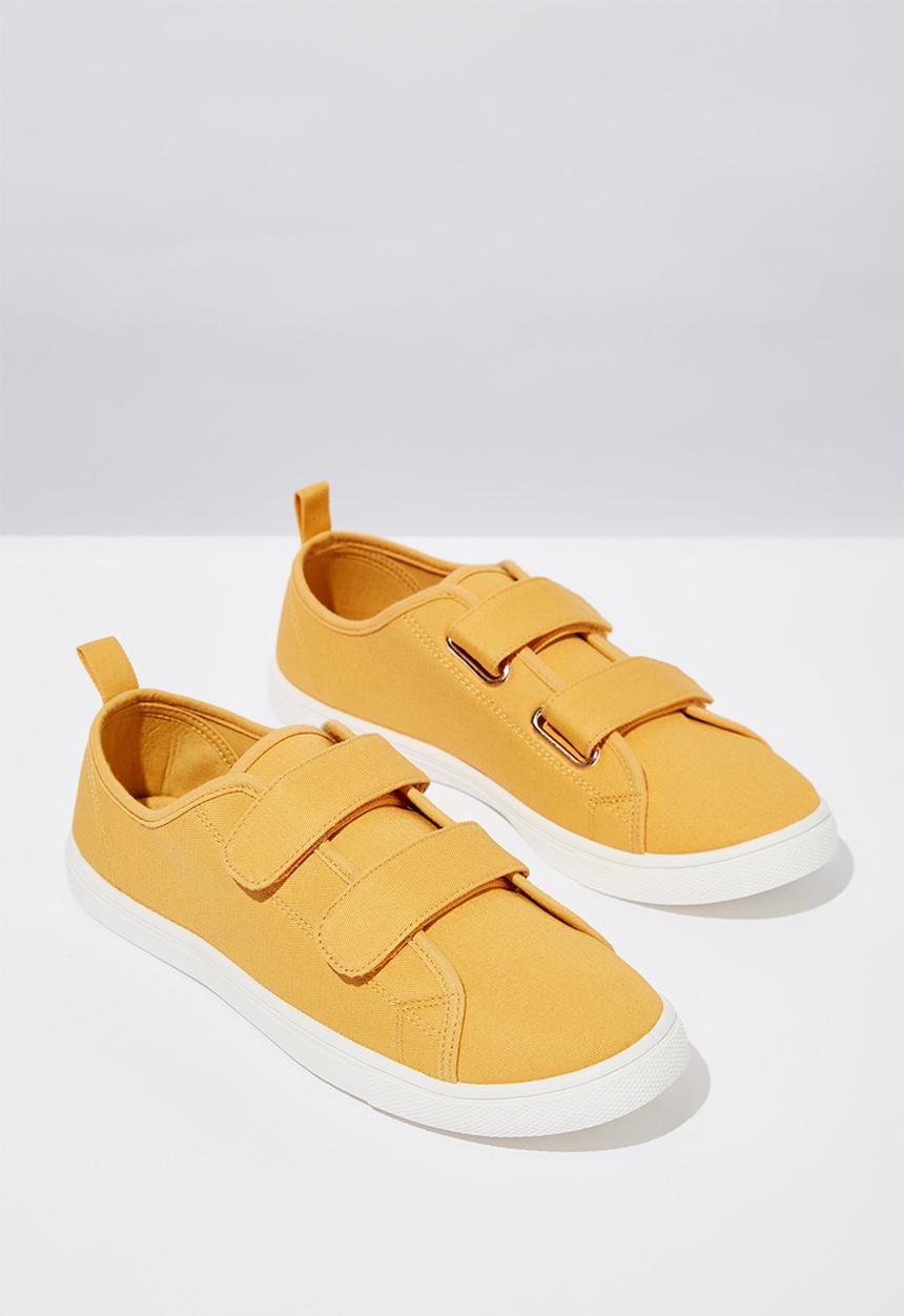 Cotton On - Canvas double strap plimsoll - yellow