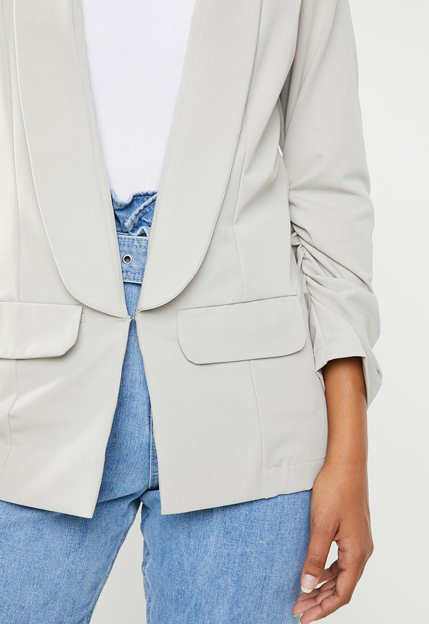 STYLE REPUBLIC - Ruched sleeve blazer - grey