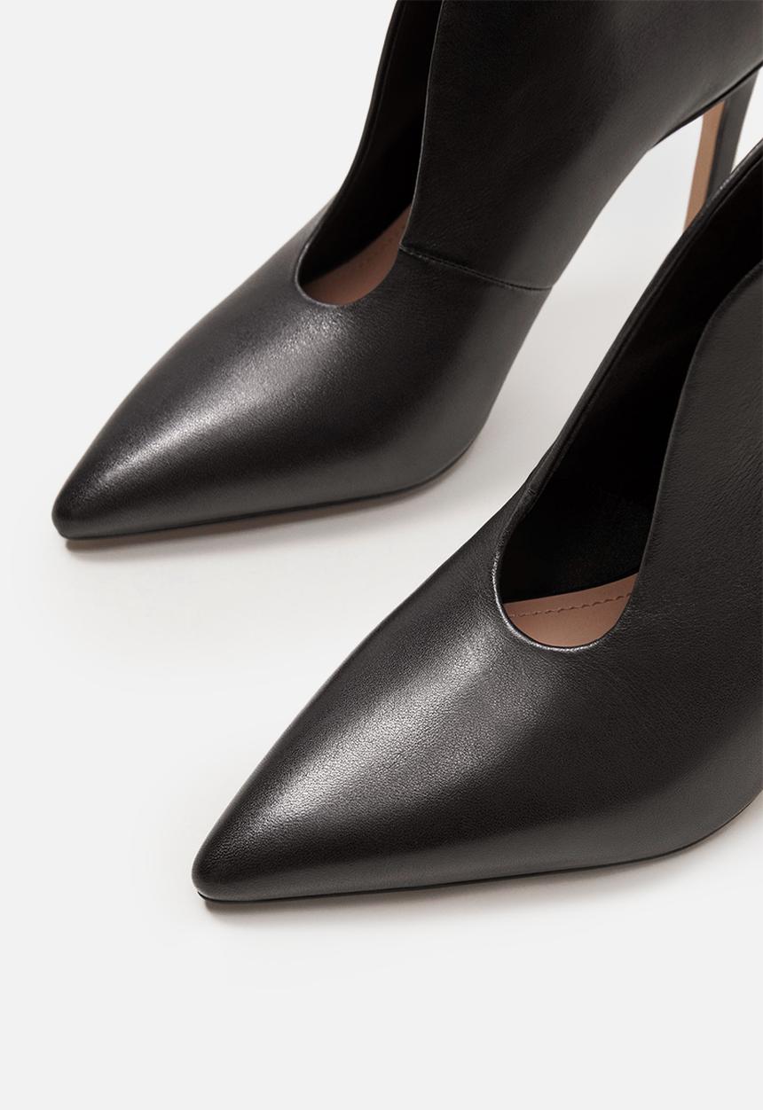 MANGO - Slit leather ankle boot - black