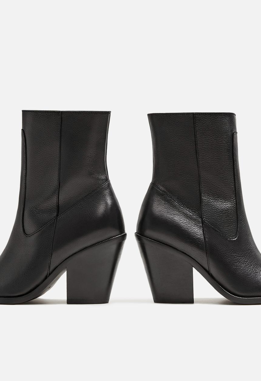 MANGO - Leather pointed ankle boot - black