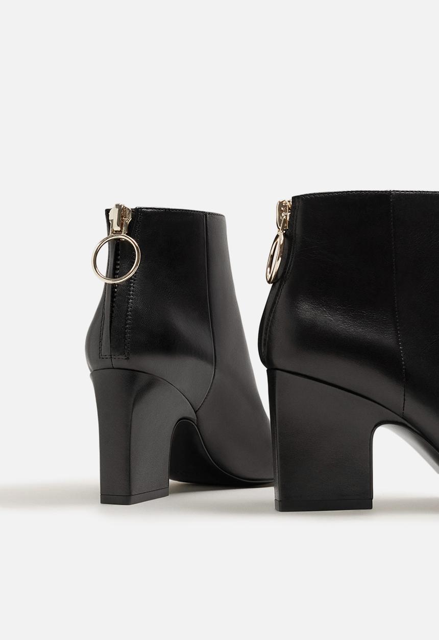 MANGO - Zipped leather ankle boot - black
