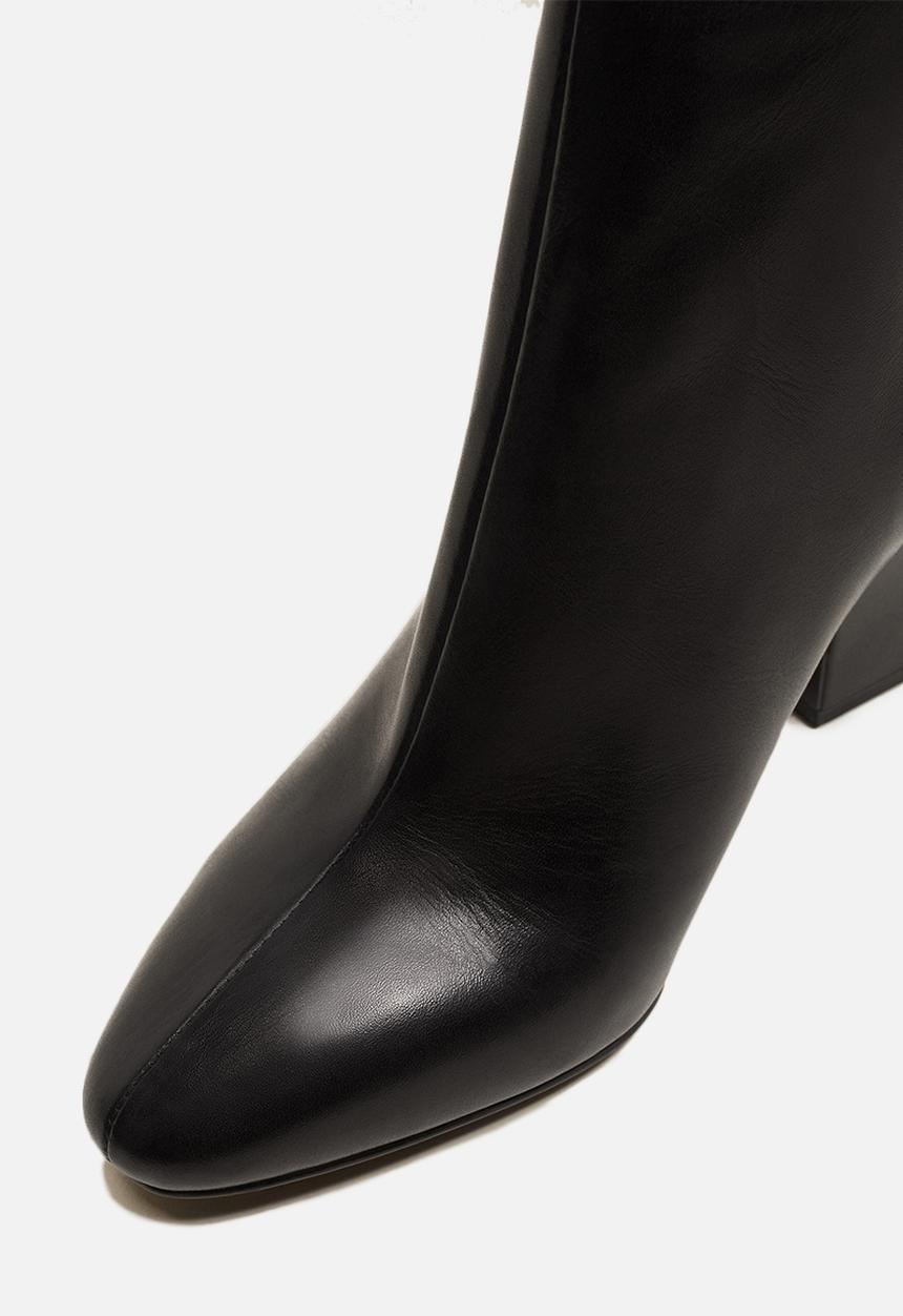 MANGO - Zipped leather ankle boot - black