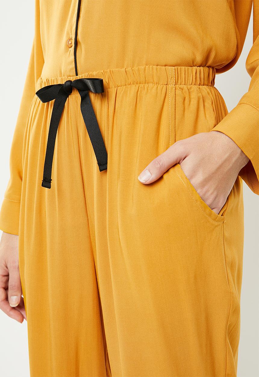 Superbalist - Sleep shirt & pants set - mustard