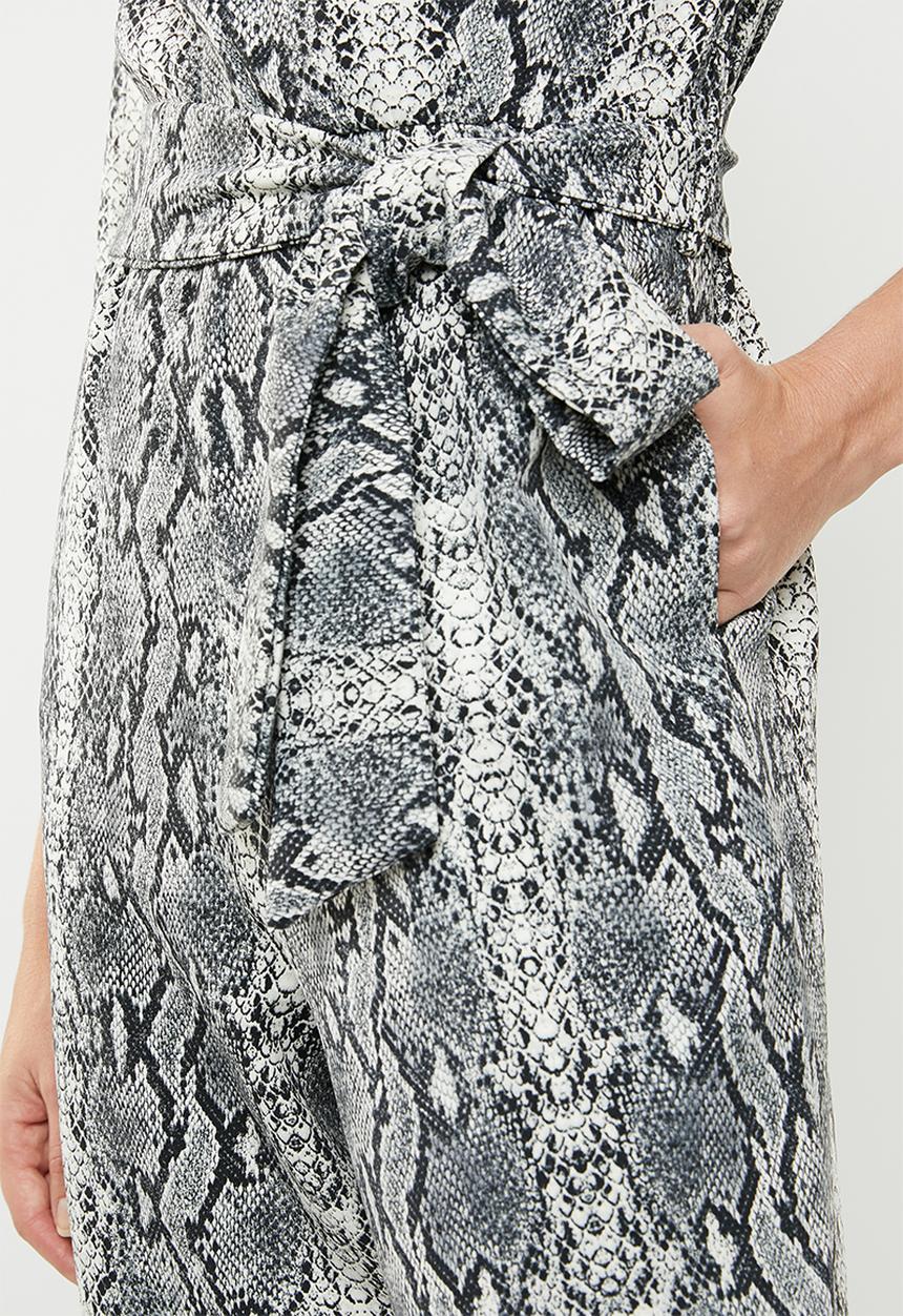 Superbalist - Printed wrap jumpsuit -  grey & black