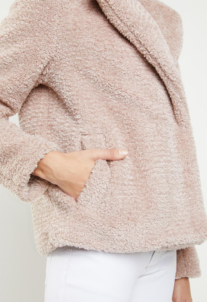 Vero Moda - Lala short faux fur jacket - pink