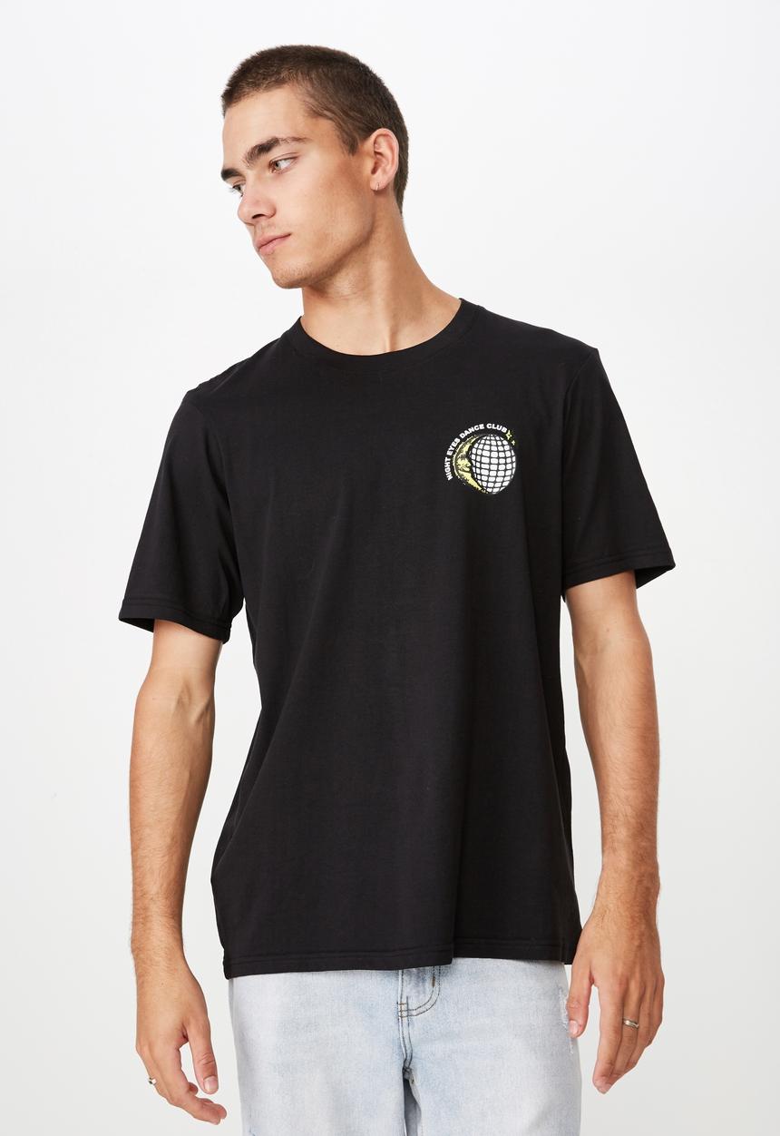 Cotton On - Night eyes tbar art T-shirt - black