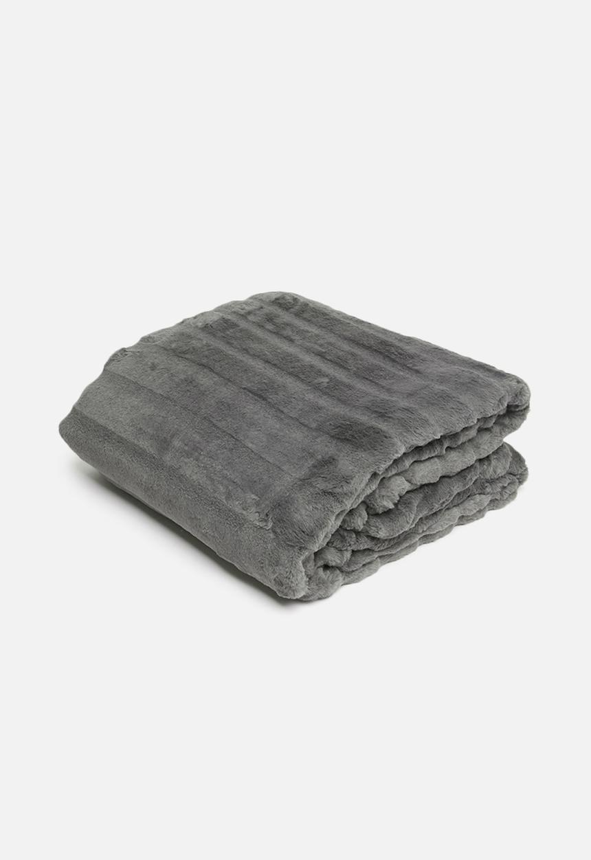 Hertex Haus - Mink faux fur throw - charcoal