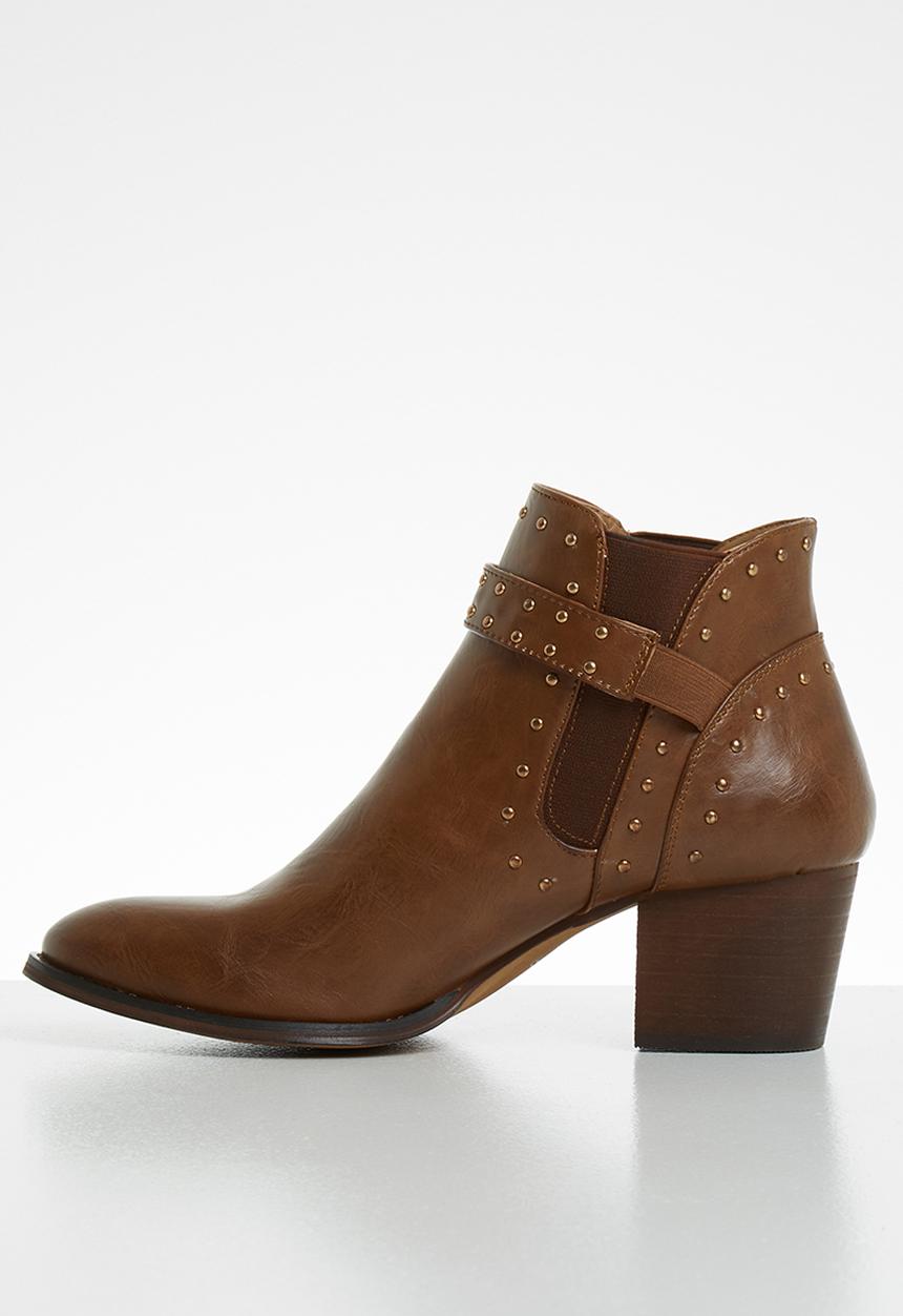 Plum - Studded ankle boot - brown