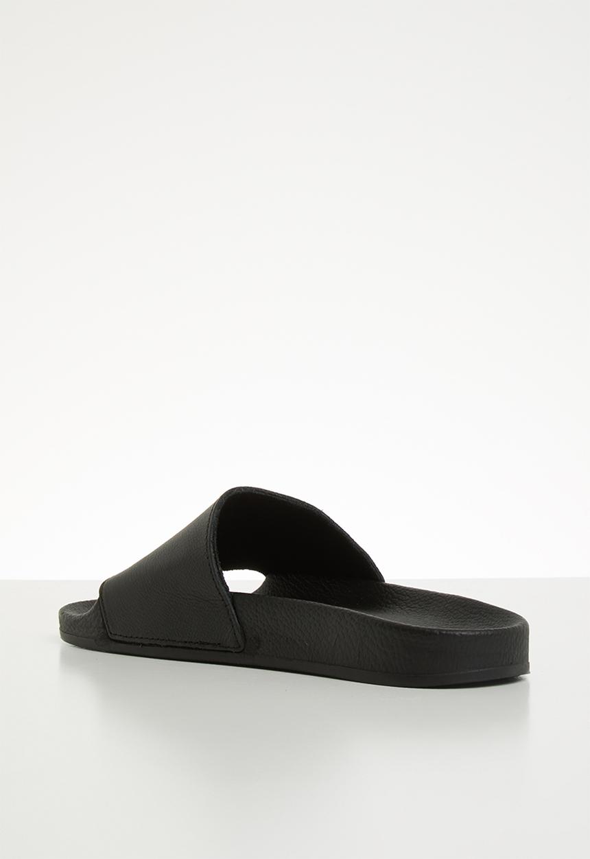 STYLE REPUBLIC - Essential leather slider sandals - black
