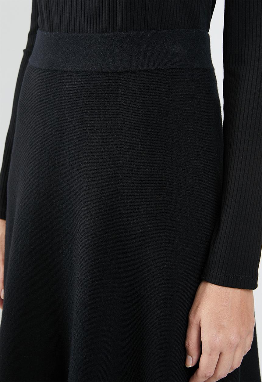 MANGO - Knitted flared midi skirt - black