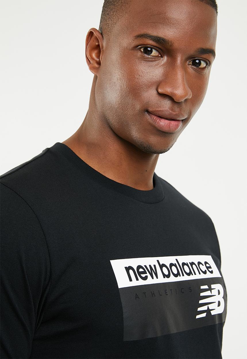 New Balance  - NB athletics banner tee - black