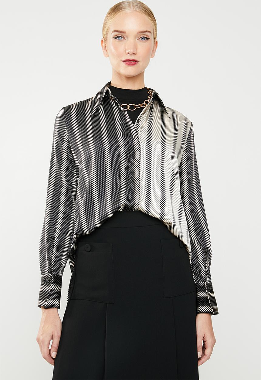 MANGO - Satin finish oversized shirt - black & neutral